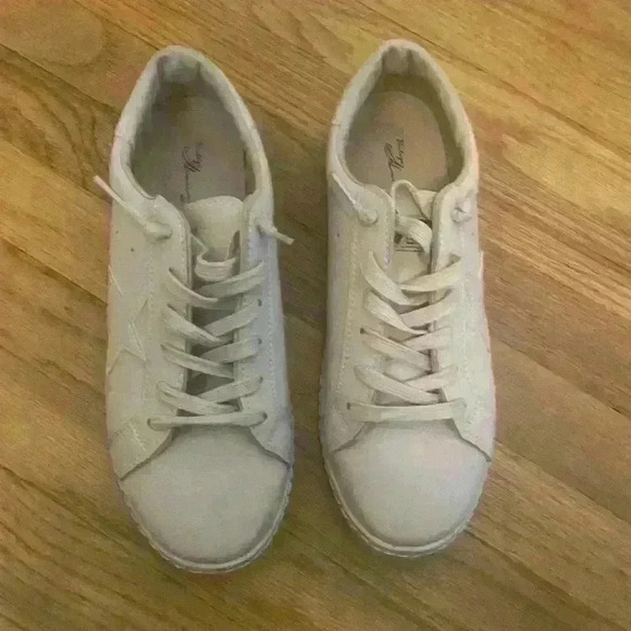 Vintage Havana Carla Bone 8.5 Rose Pink Sneakers In Very Nice Condition - Picture 3 of 3